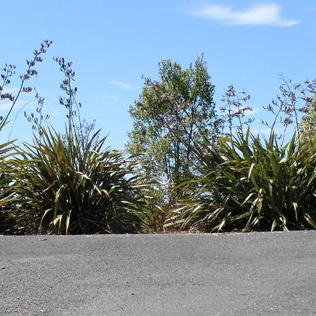 2 Views At Tasman Bed and Breakfast Exteriör bild